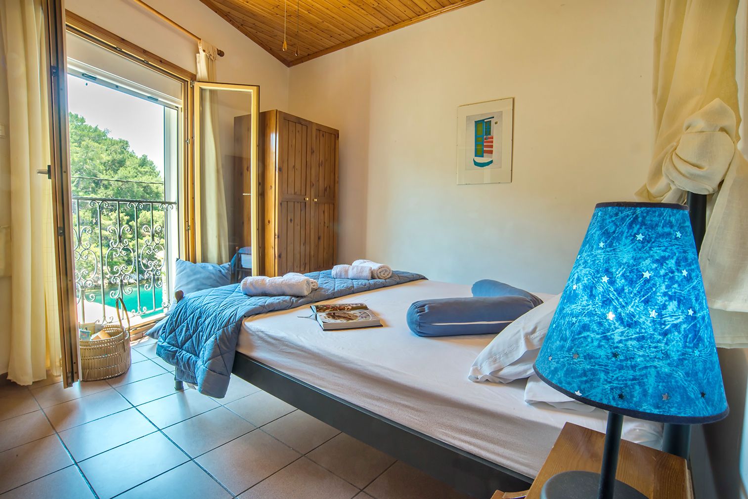 Captain's Apartment Captain's House